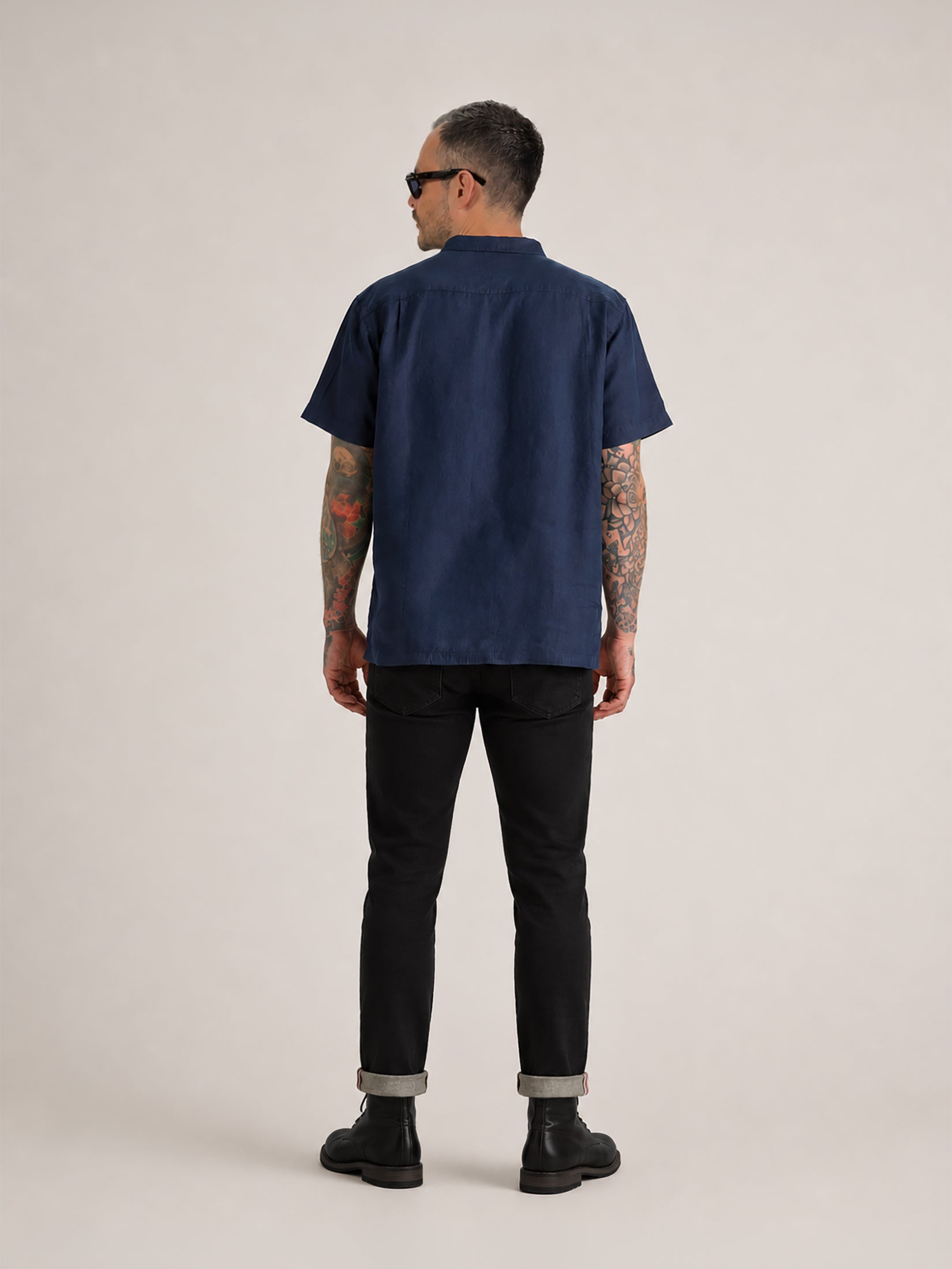 The Vacation Daddy Camp Collar Shirt in Navy Linen