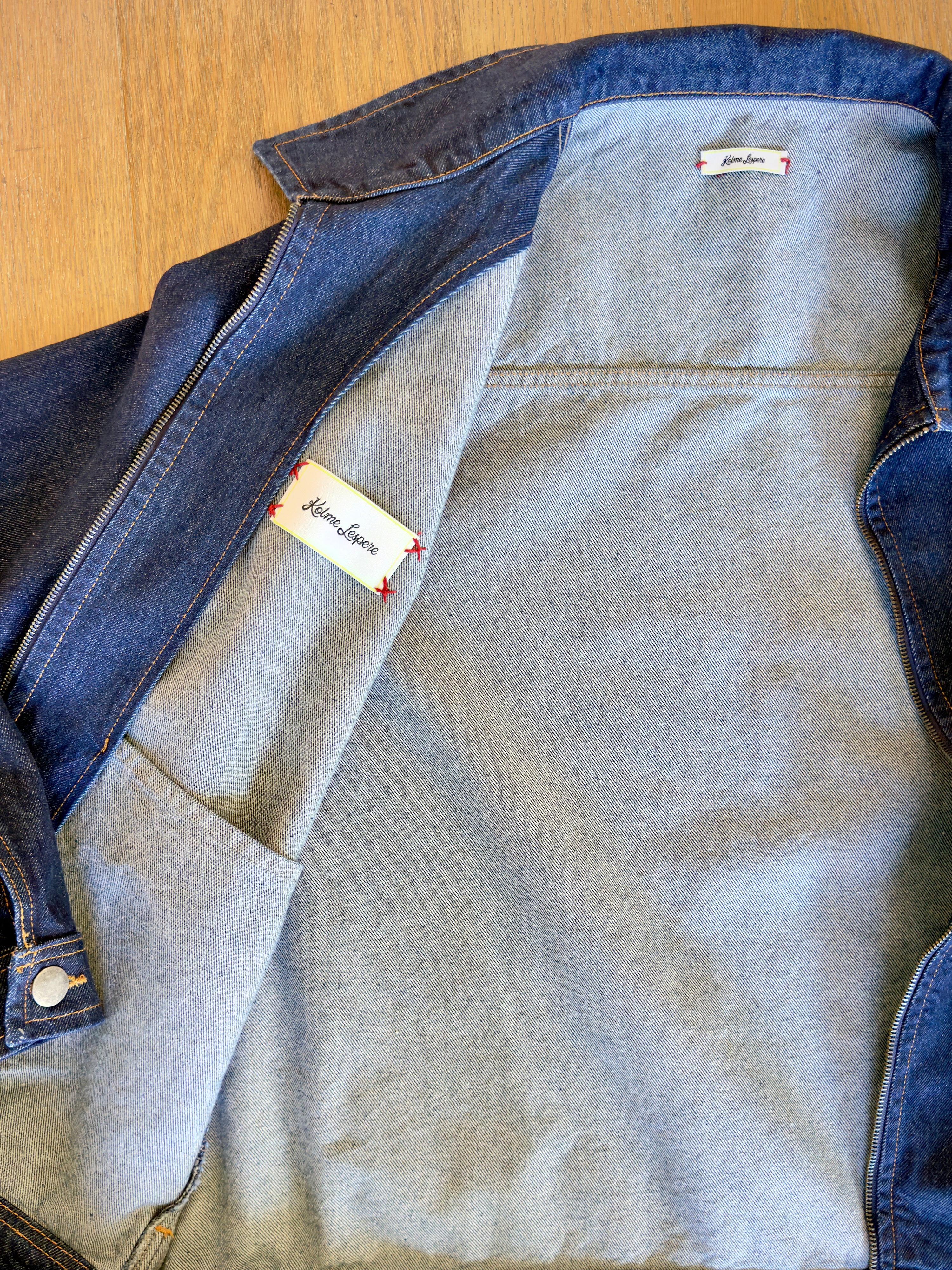 Scratch Patch Pocket Denim Jacket in Indigo Rinse